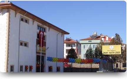 Karahallı Anadolu İmam Hatip Lisesi Fotoğrafı